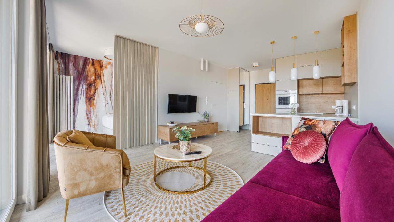 Apartamenty Sun & Snow Modern Tower Гдиня Екстериор снимка