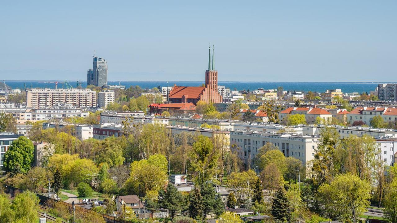Apartamenty Sun & Snow Modern Tower Гдиня Екстериор снимка